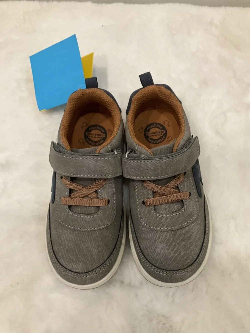 Munchkin by Stride Rite Boy's Maxwell Grey Sneakers 9M (Little Boy) New in Box